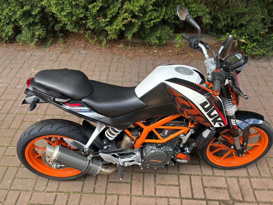 KTM Duke