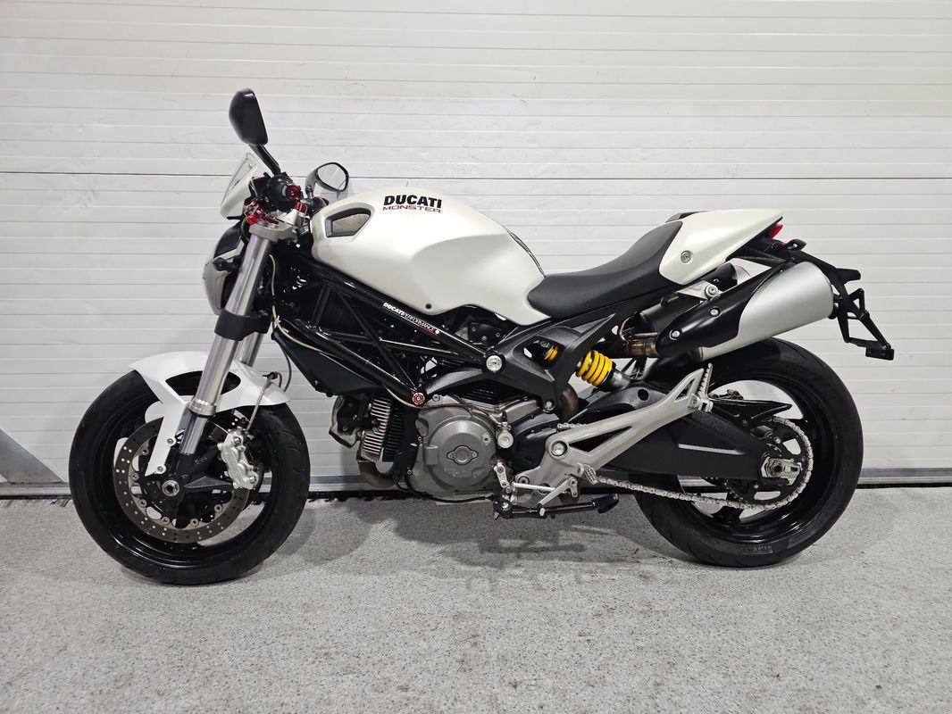 Ducati Monster