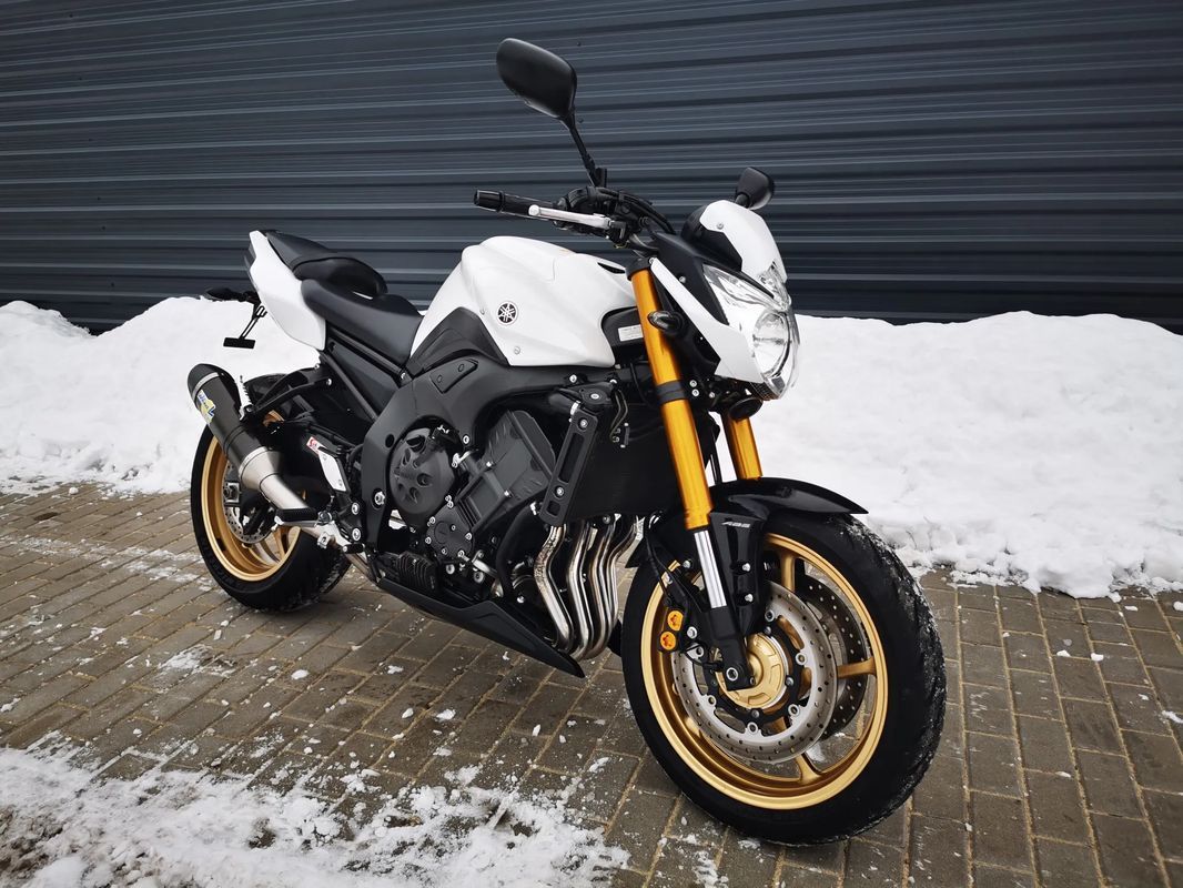 Yamaha FZ8