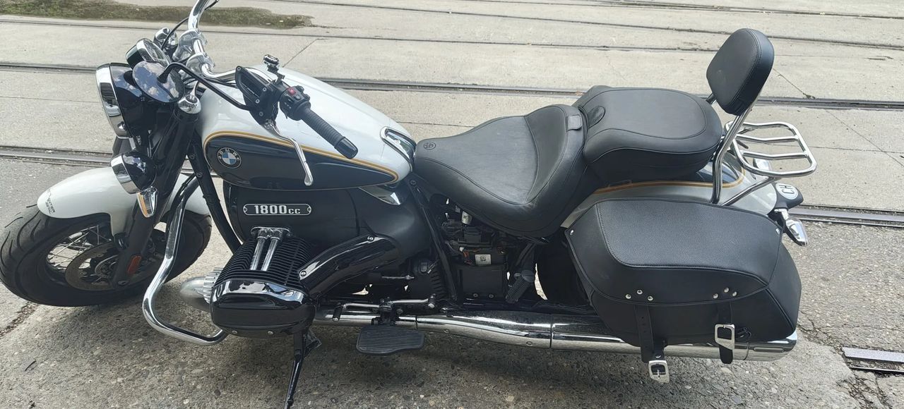 BMW R