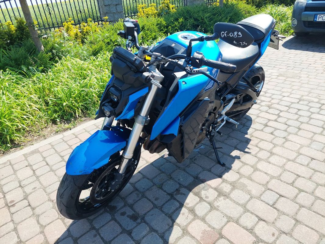 Suzuki GSX