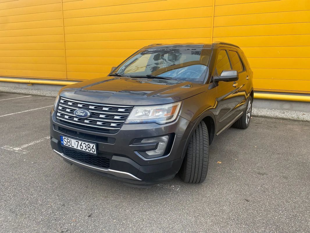Ford Explorer