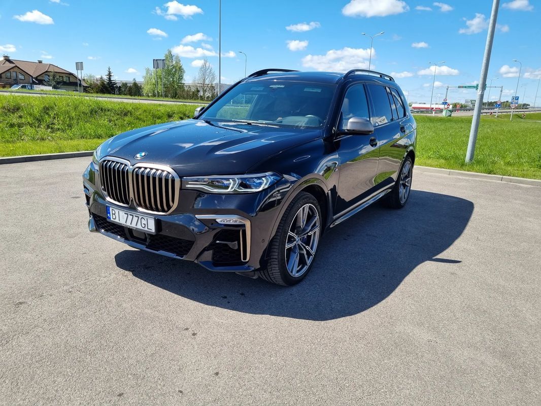 BMW X7