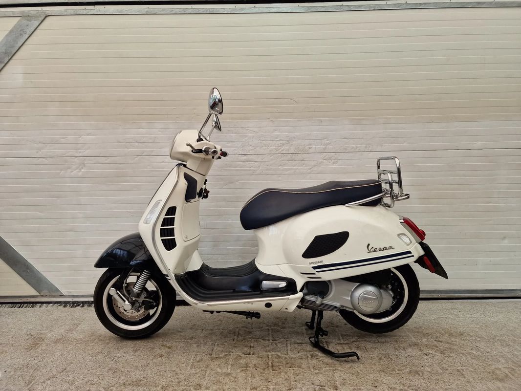Piaggio Vespa