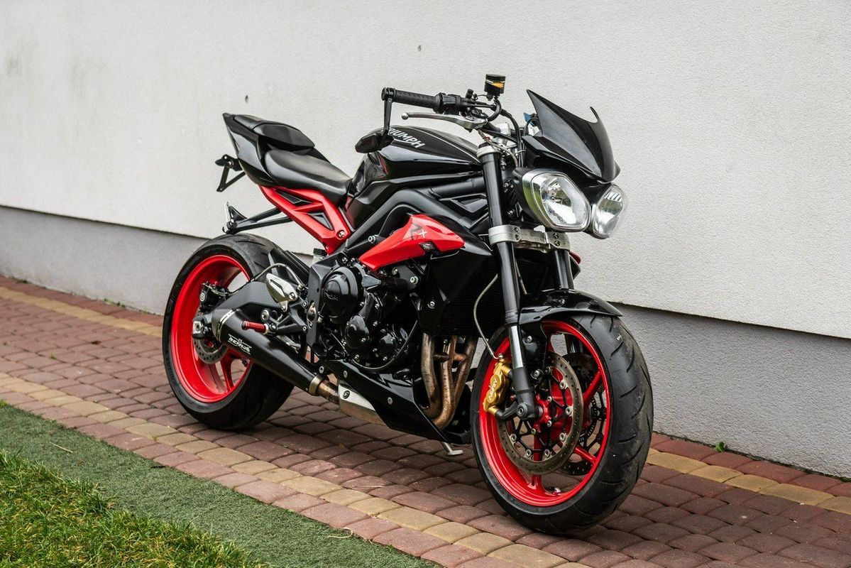 Triumph Street Triple