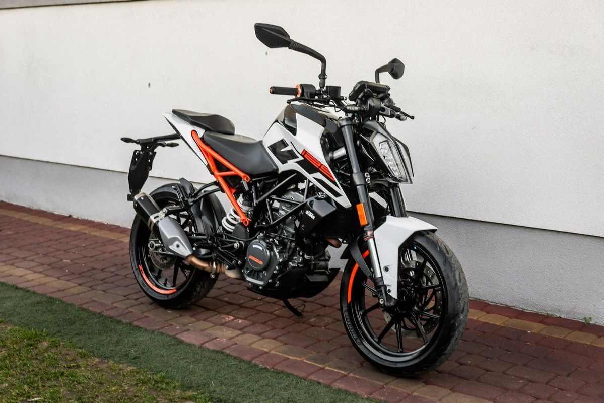 KTM Duke