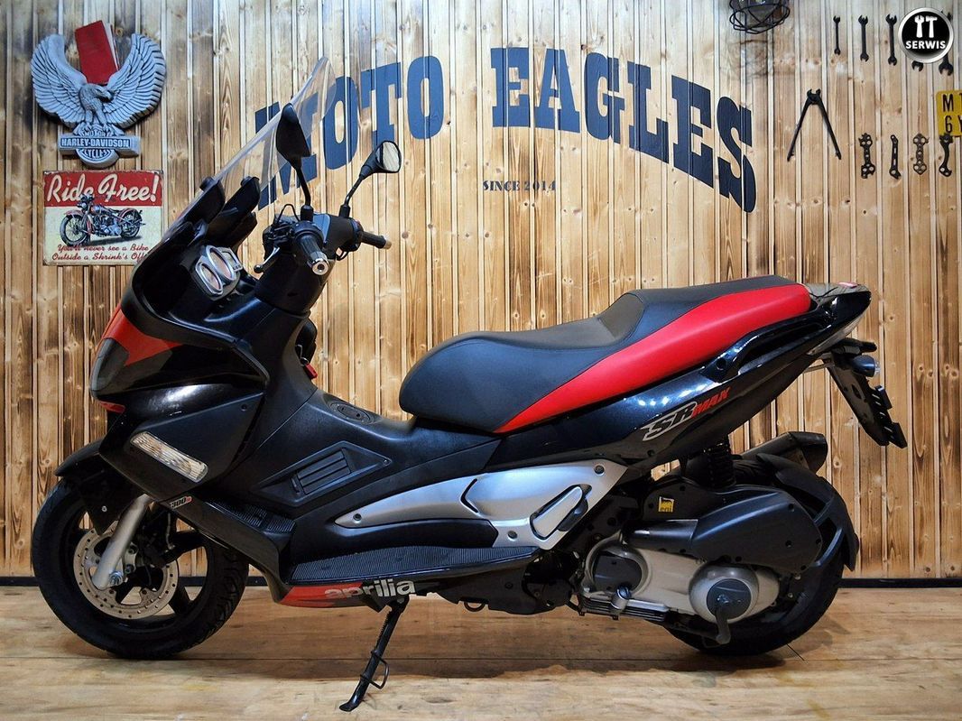 Aprilia SR