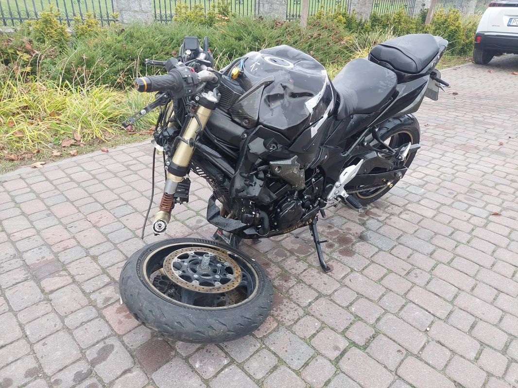 Suzuki GSR