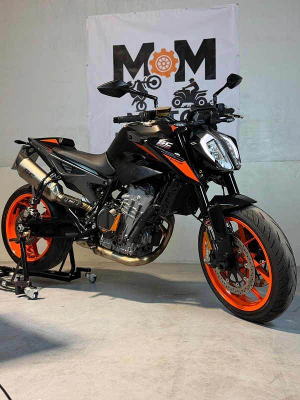 KTM Duke