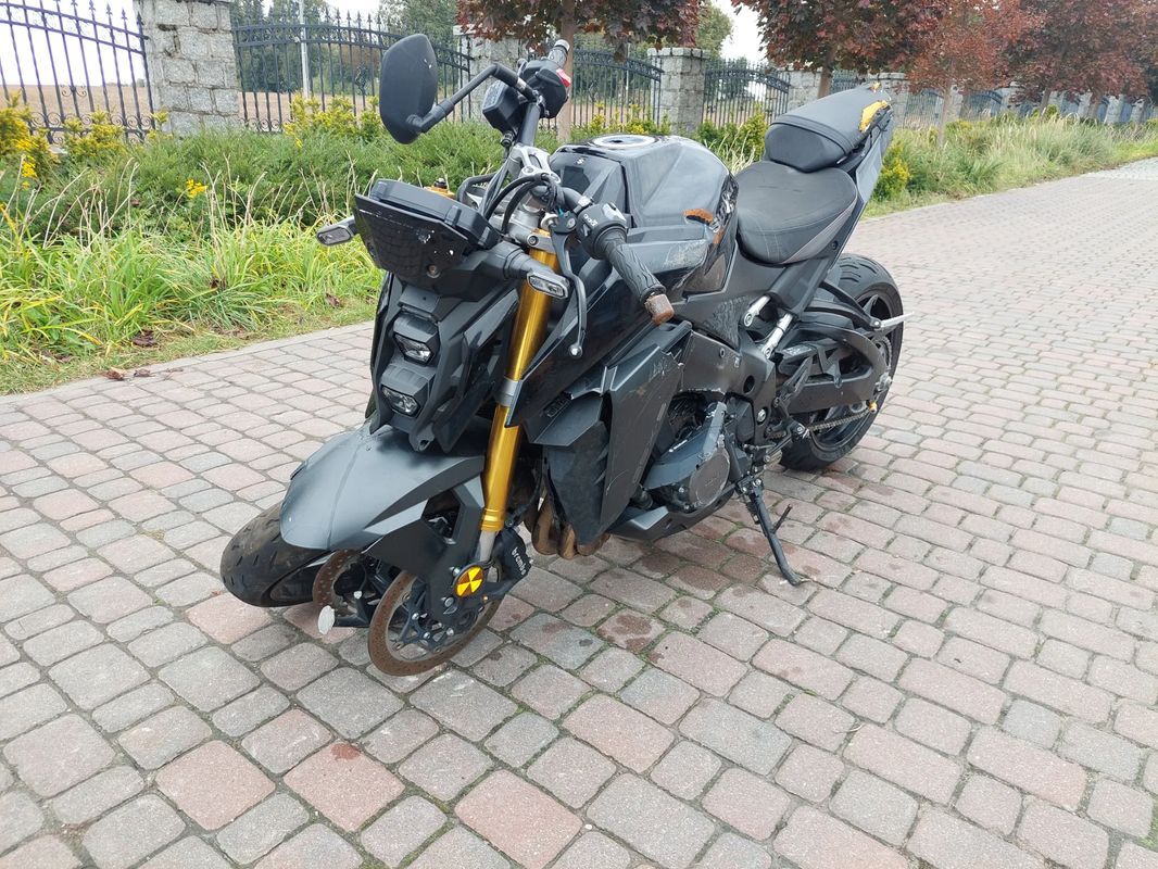 Suzuki GSX