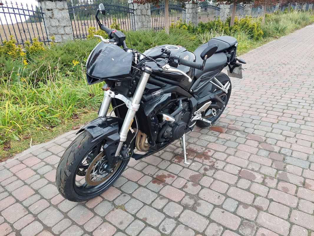 Triumph Street Triple