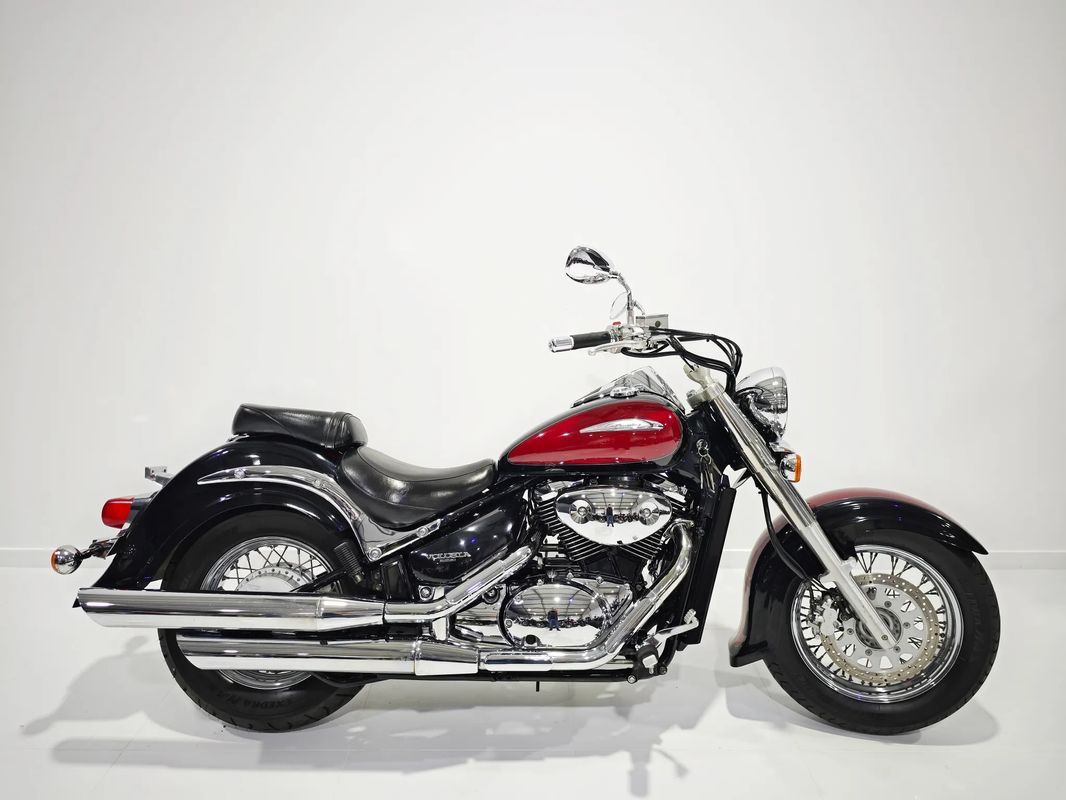 Suzuki VL 800 Volusia