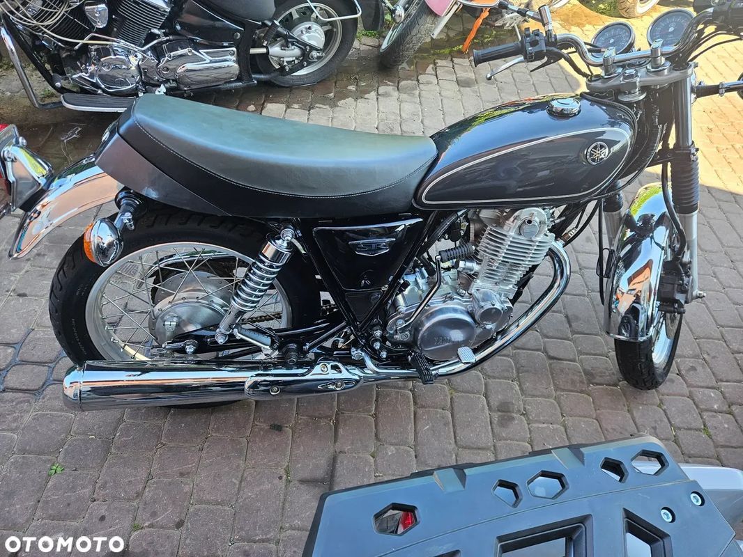 Yamaha SR