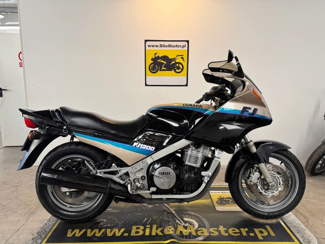 Yamaha FJ