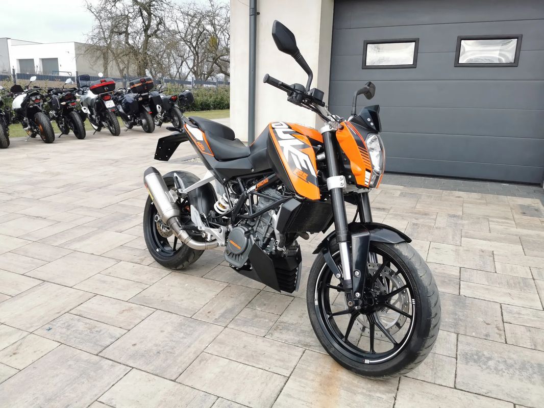 KTM Duke