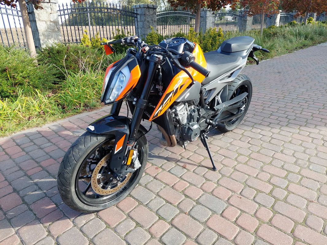 KTM Duke