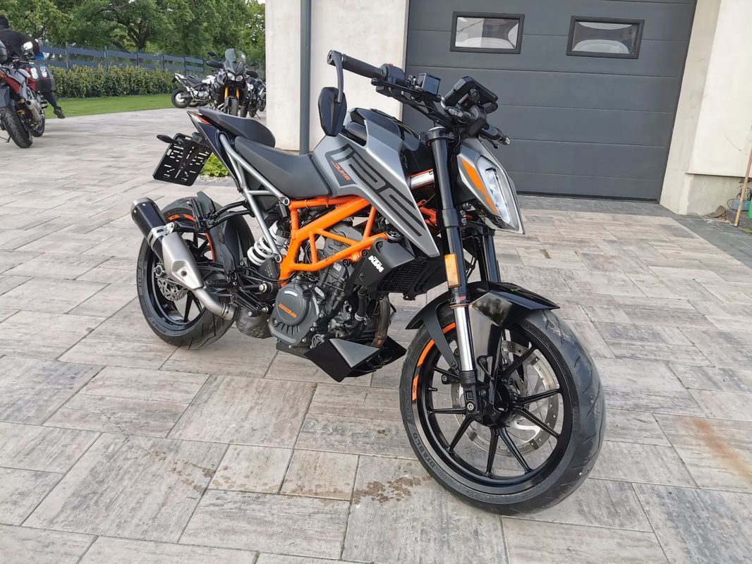KTM Duke