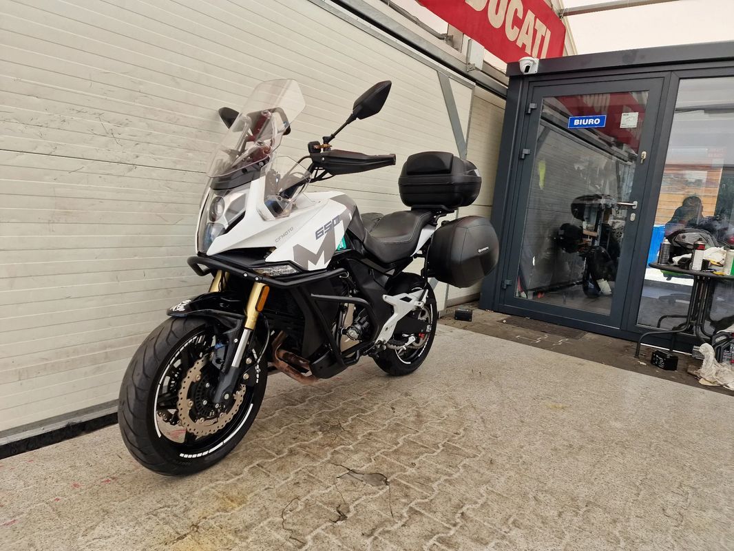 CFMoto MT