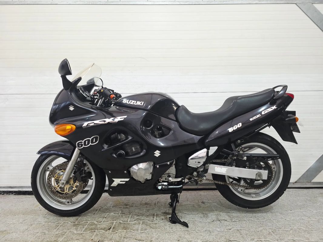 Suzuki GSX