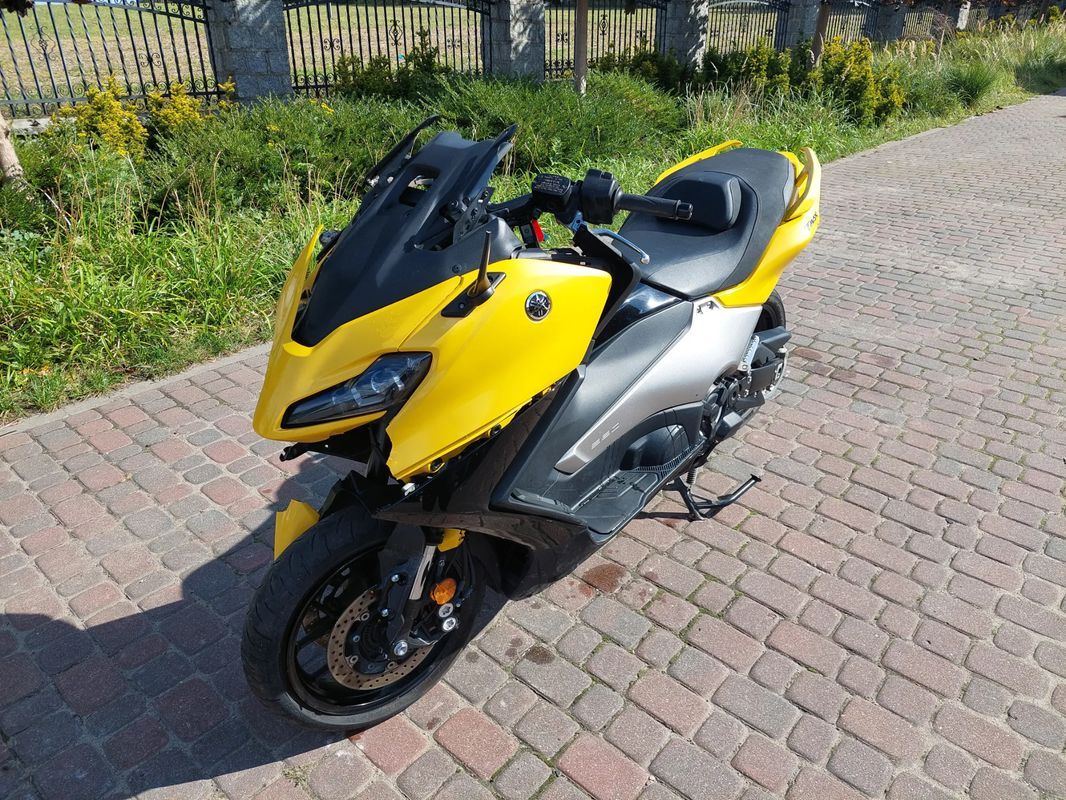 Yamaha Tmax