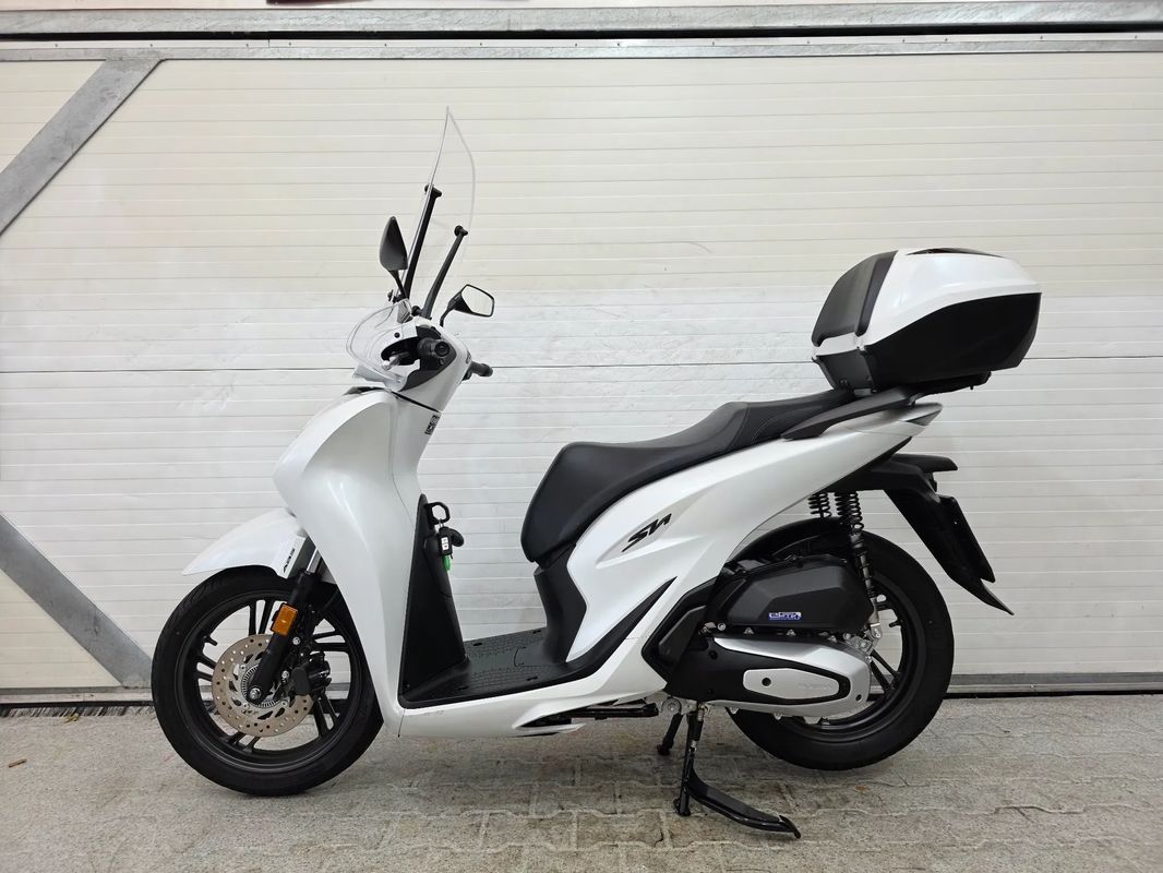 Honda SH