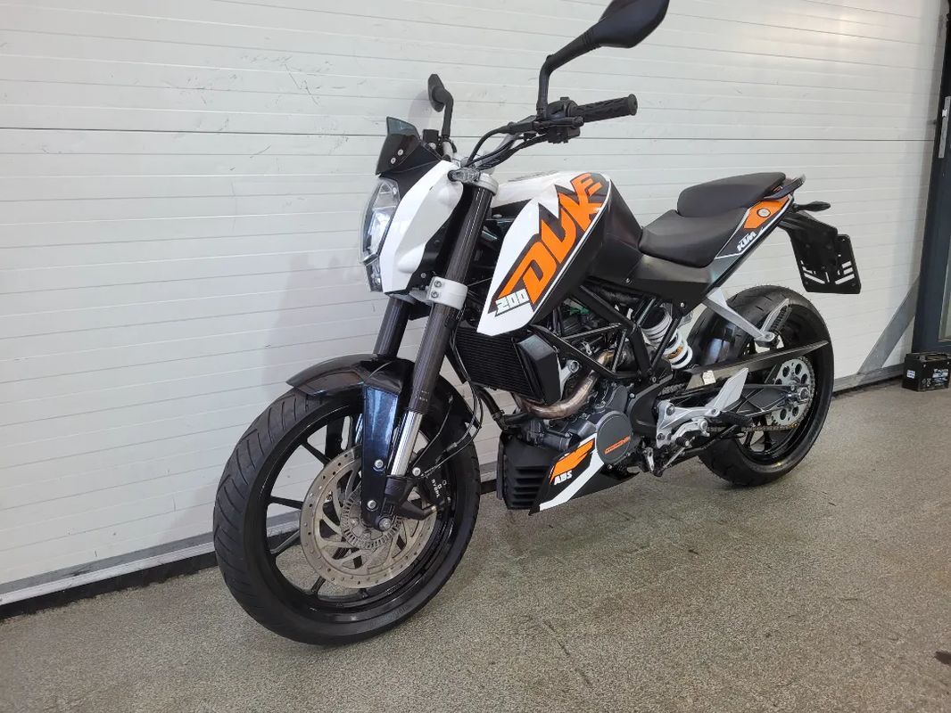 KTM SMC
