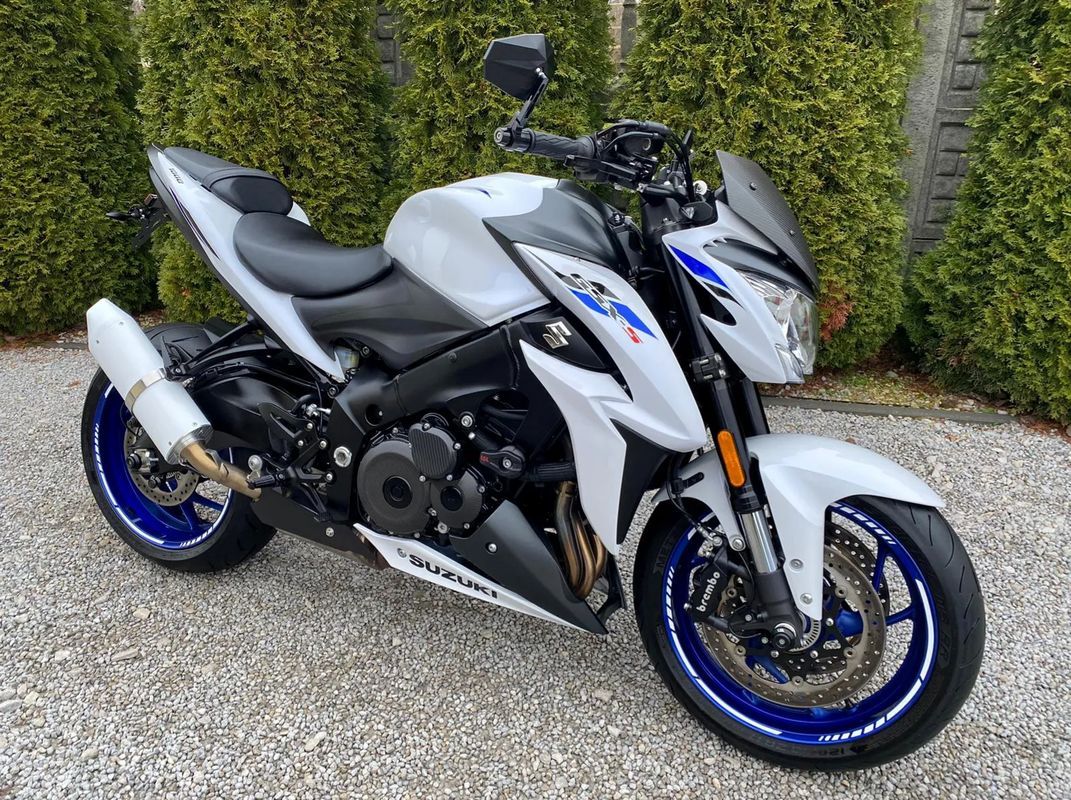 Suzuki GSX