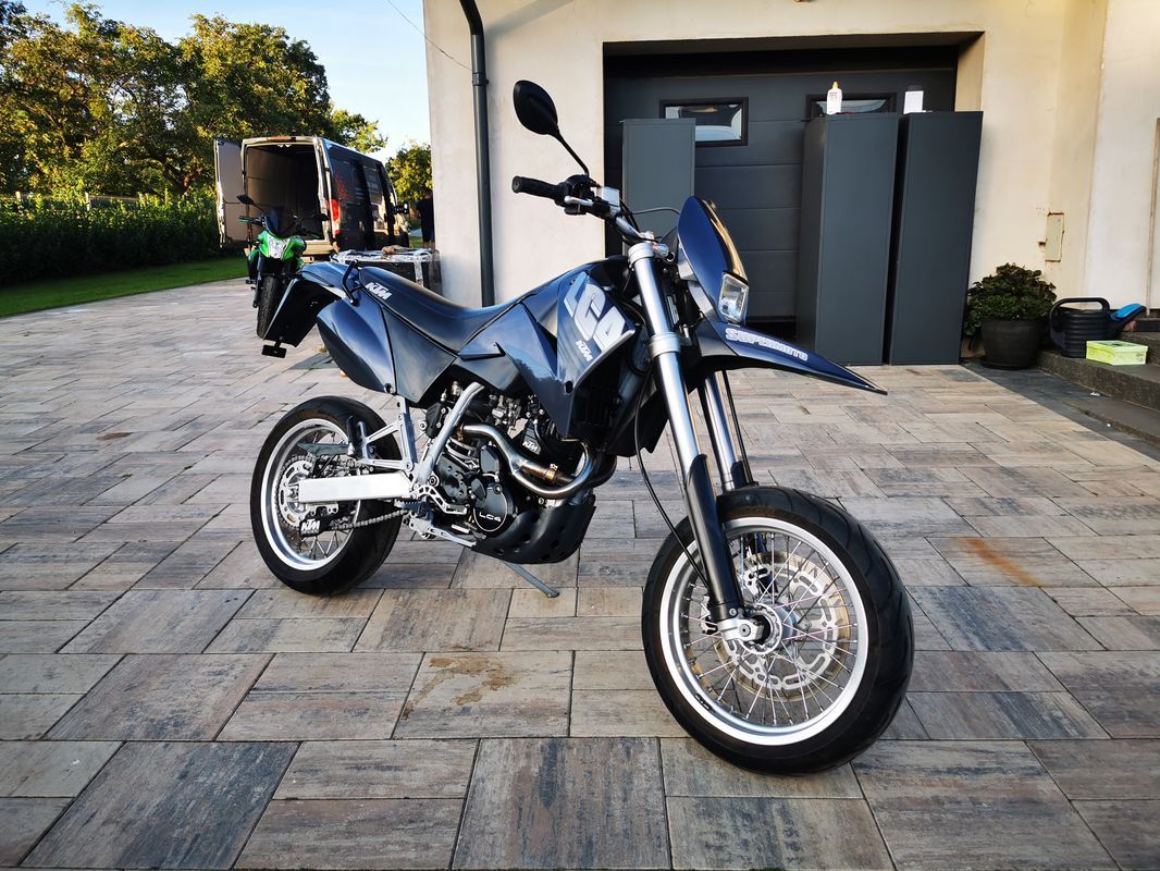KTM LC