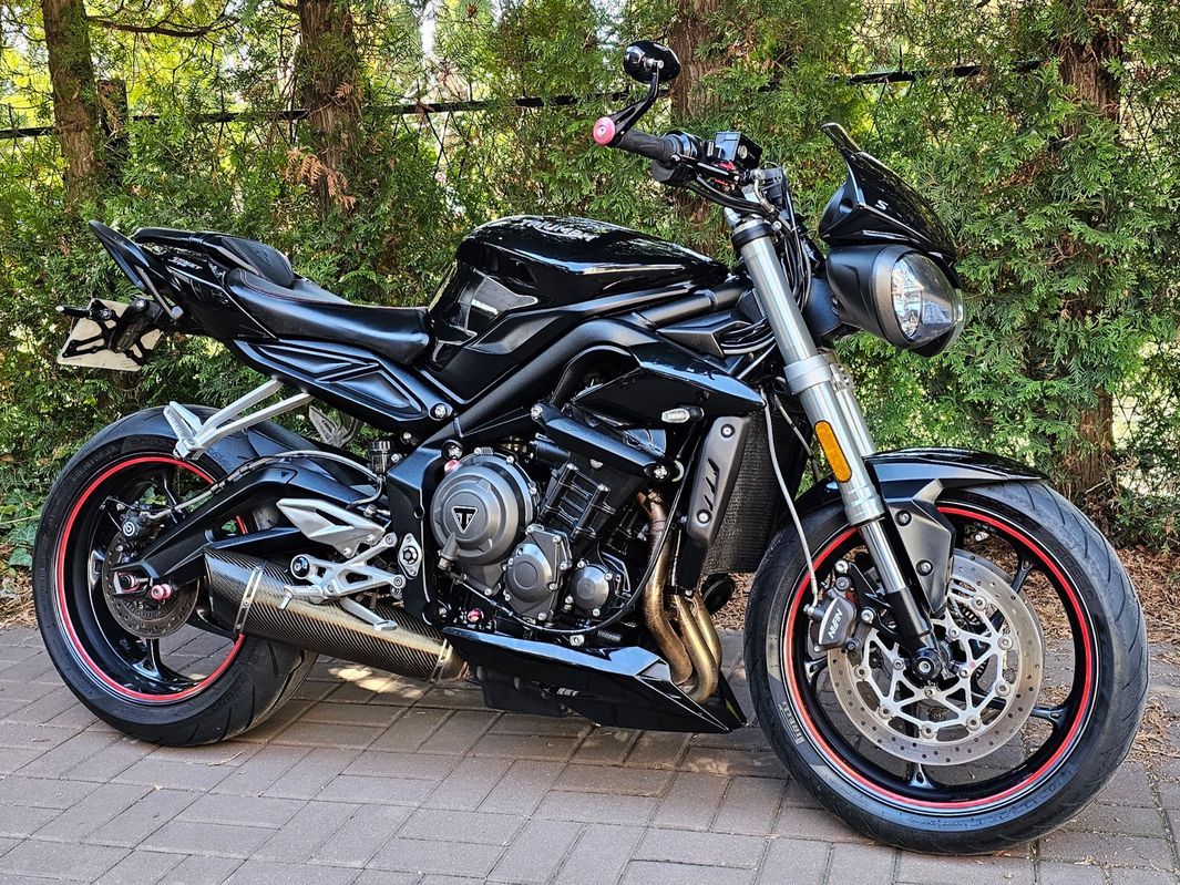Triumph Street Triple