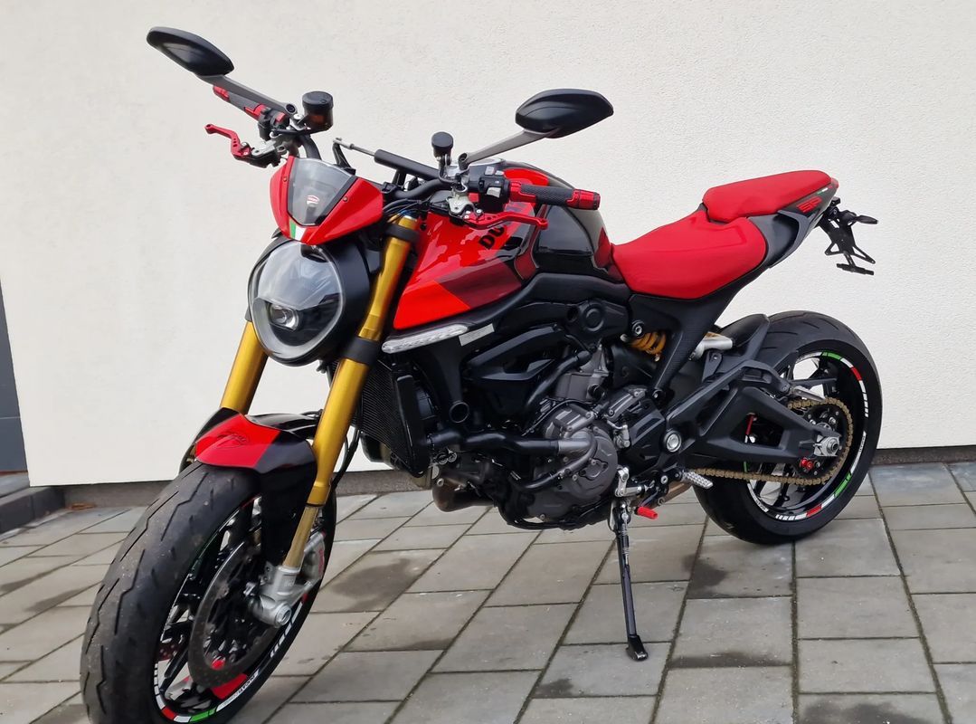 Ducati Monster
